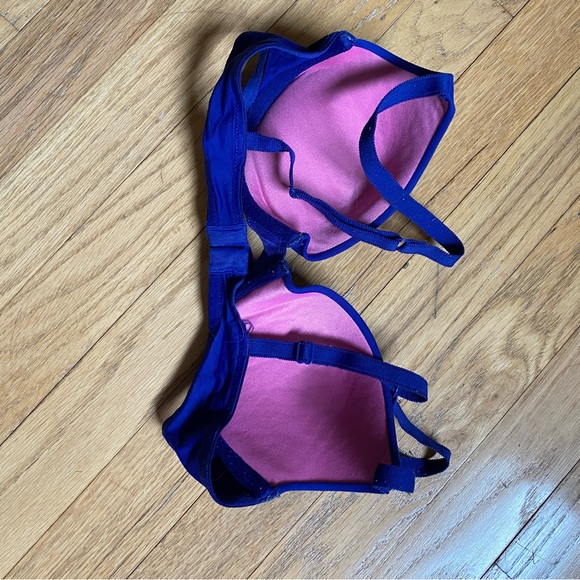 Victoria’s Secret push up bra 34B - Picture 3 of 3
